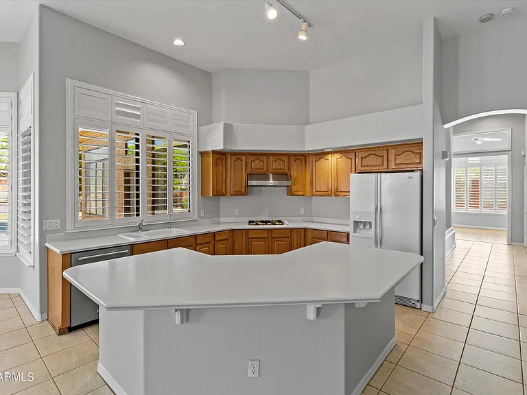 13192 E Lupine Ave — Photo 8