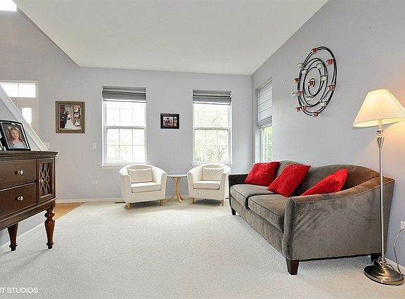 5th image of 812 Bethel Ave