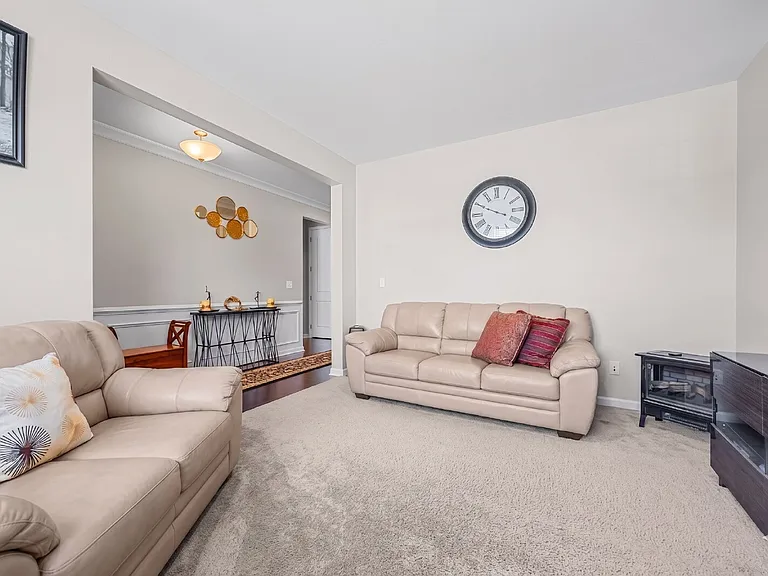 2687 Suffolk Pl — Photo 22