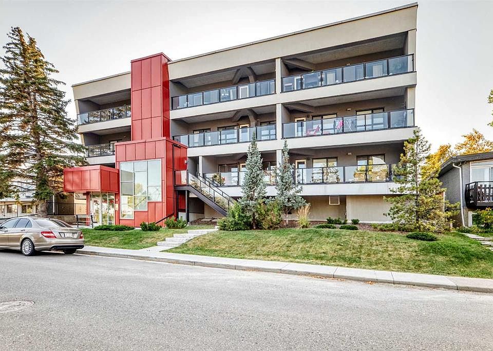 1st image of 1629 W 38th St SW #202