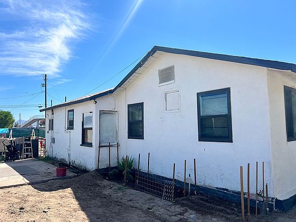 3rd image of 236 S 1st St