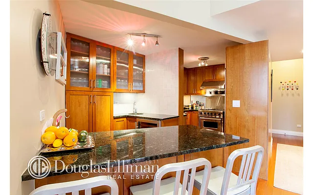 Rented by Douglas Elliman | media 13