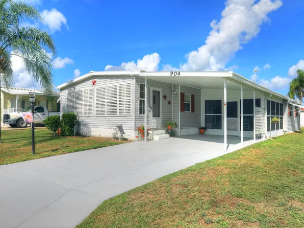 904 Thrush Circle, Barefoot Bay, FL 32976