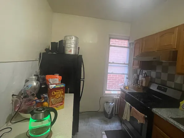 87-15 Justice Avenue image 10 of 12