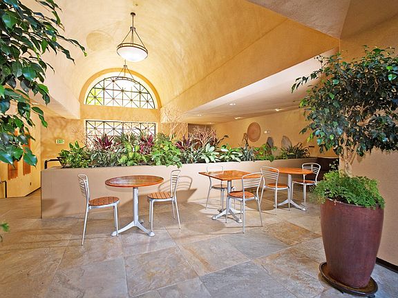 3rd image of 301 W G St Unit 106