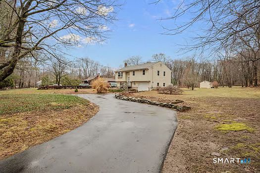 3rd image of 9 Thompson Road