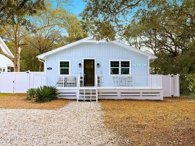 110 SW 5th Street, Oak Island, NC, 28465