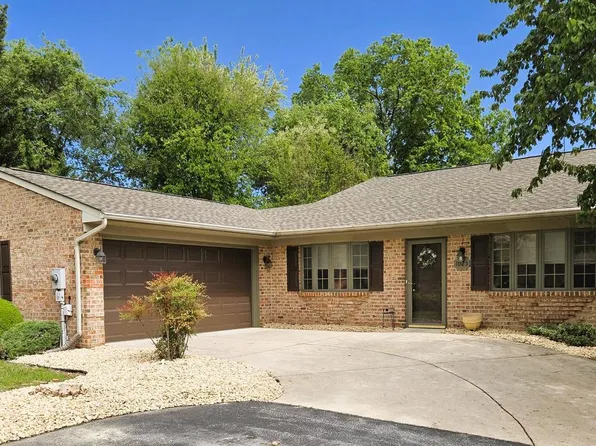 1025 Matthew Ct, Hagerstown, MD 21742