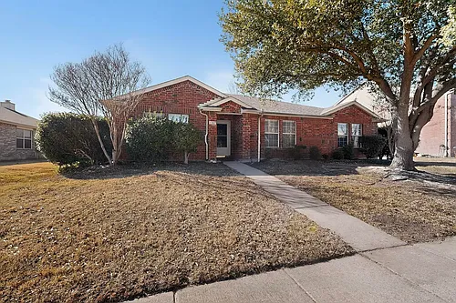 1207 Aberdeen Dr Photo 1