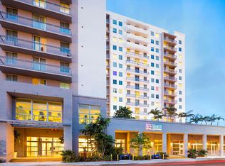 109 Tower, Miami, FL 33174