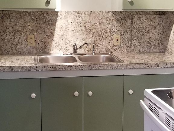 5th image of 3116 1/2 NE 120th St