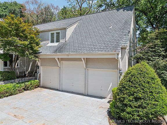 3rd image of 3437 E 96th Pl
