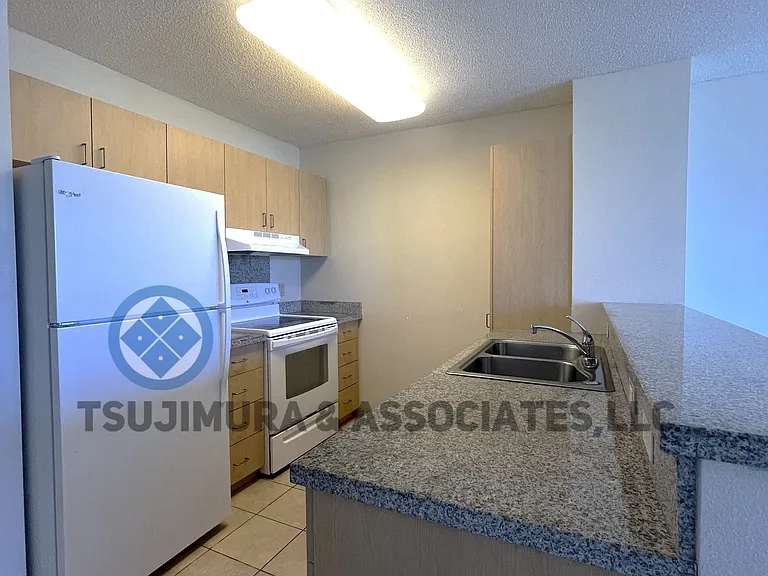 1315 Kalakaua Ave #1004 — Photo 2