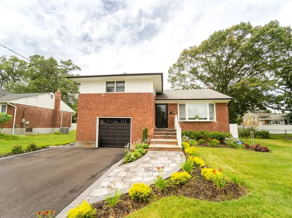307 Harmony Drive, Massapequa Park, NY 11762