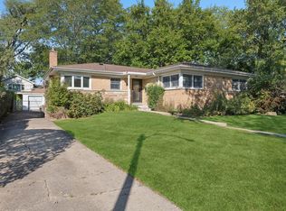 517 Romona Rd, Wilmette, IL 60091