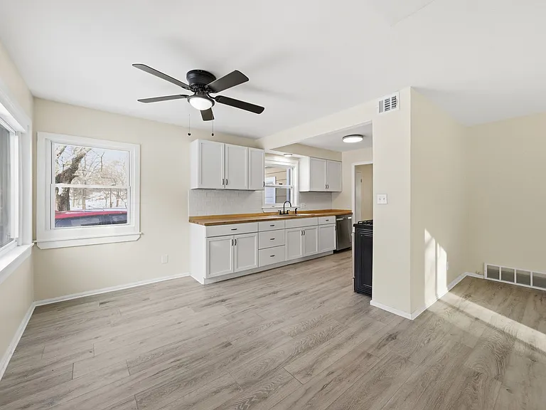 32801 Baldwin Rd — Photo 9