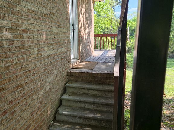 3rd image of 1029 E 8th Ave