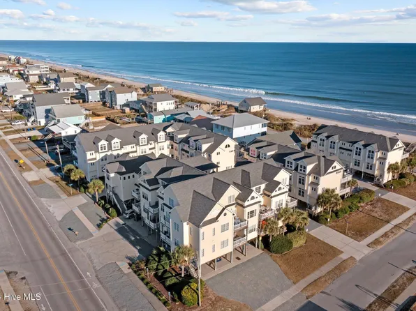 211 Summer Winds Place, Surf City, NC 28445