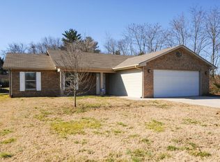 2719 Druid Hill Dr, Maryville, TN 37804