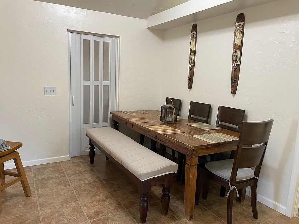 1st image of 985 E Gobbi St #1