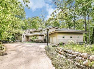 3755 Oakmore Ct, Ann Arbor, MI 48103