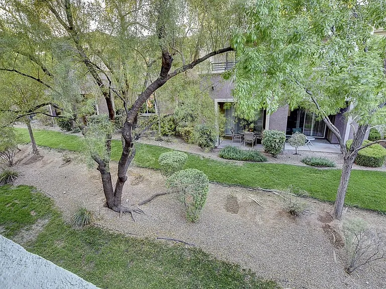 716 Peachy Canyon Cir #103 — Photo 31