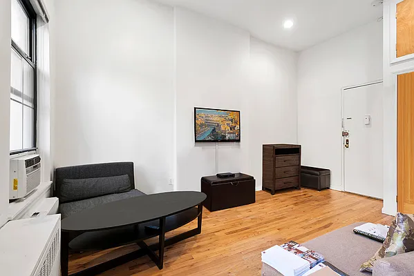 Rented by Brown Harris Stevens | media 13