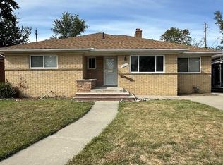 12750 Dartmouth St, Oak Park, MI 48237