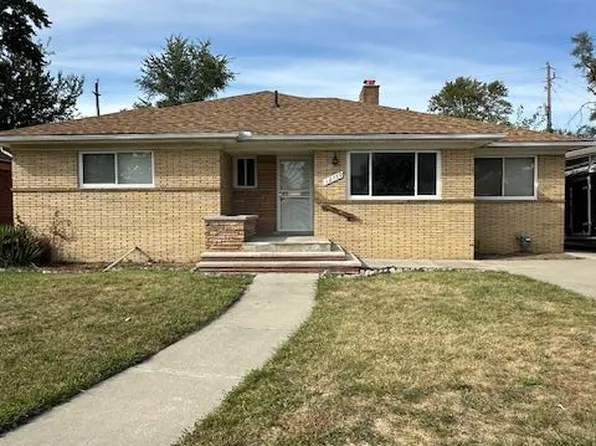 12750 Dartmouth St, Oak Park, MI 48237