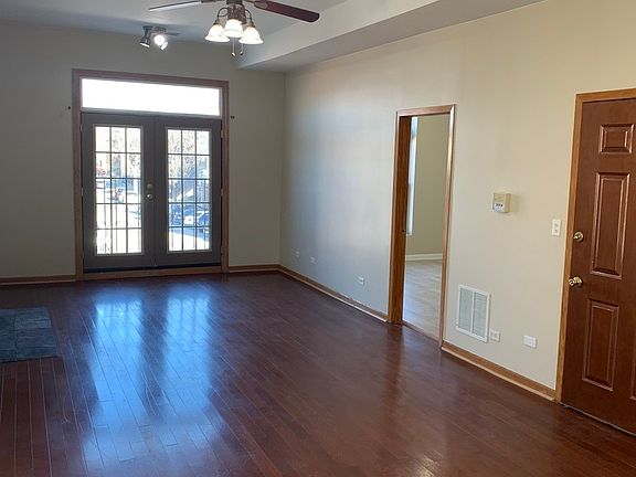 4th image of 2837 W Armitage Ave #2