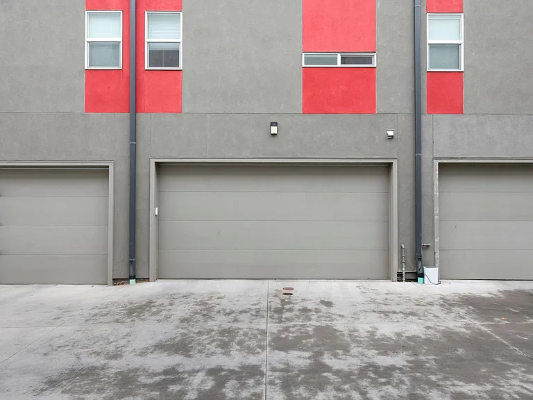 3048 Wilson Ct #2 — Photo 30