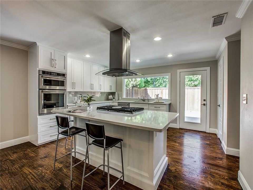 1st image of 4024 Mendenhall Dr