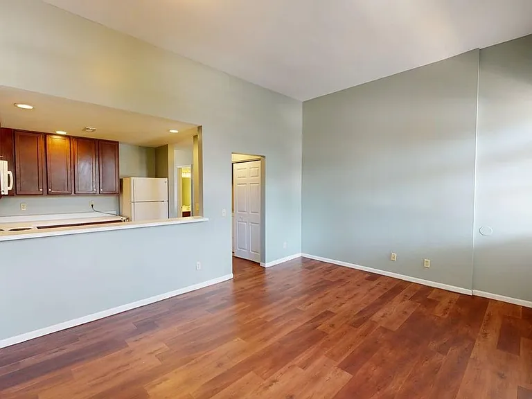 3861 McRee Ave — Photo 8