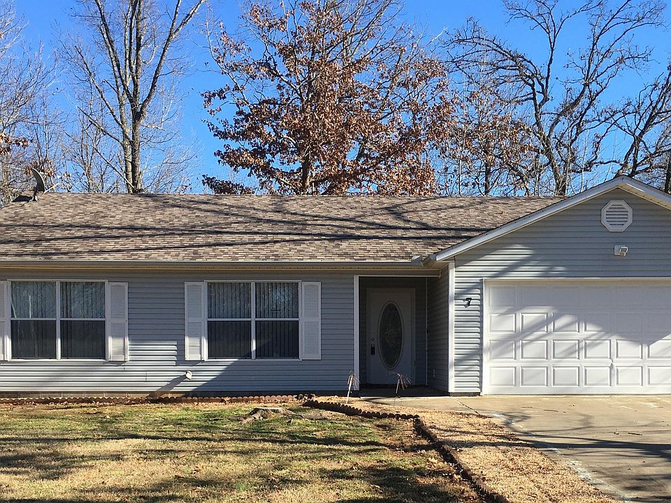 1st image of 7 Buckland Ln