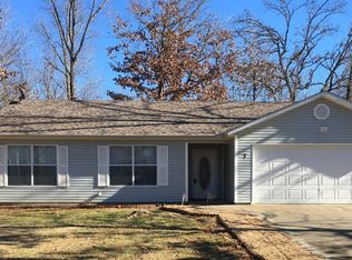 7 Buckland Ln, Bella Vista, AR 72715