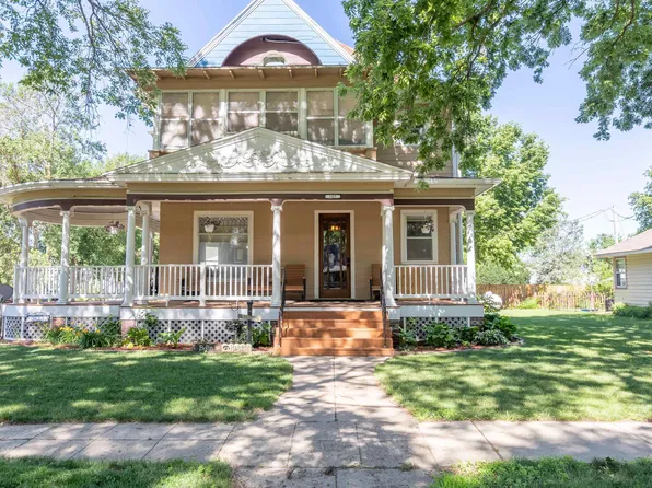 207 S 2nd Ave, Anthon, IA 51004