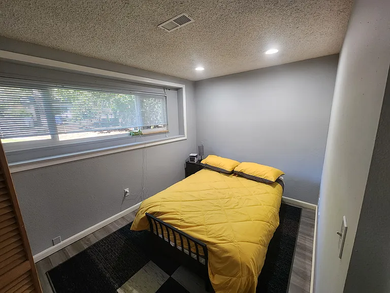 6109 NE 204th St #BASEMENT — Photo 41