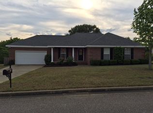 207 Fulton Dr, Midland City, AL 36350