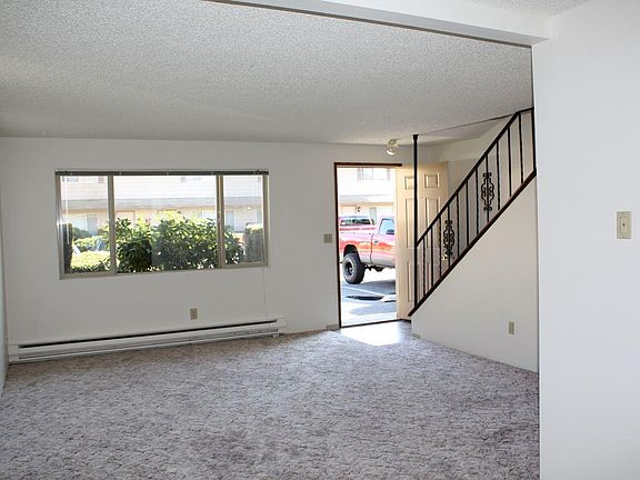 Large living room.