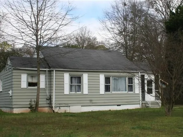 2590 Barrylyn Dr, Atlanta, GA 30360