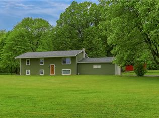 825 New Bedford Sharon Rd, West Middlesex, PA 16159