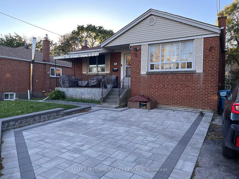 30 Glen Everest Rd #LOWER
