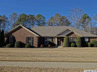 206 Magnolia Gln, Huntsville, AL 35811