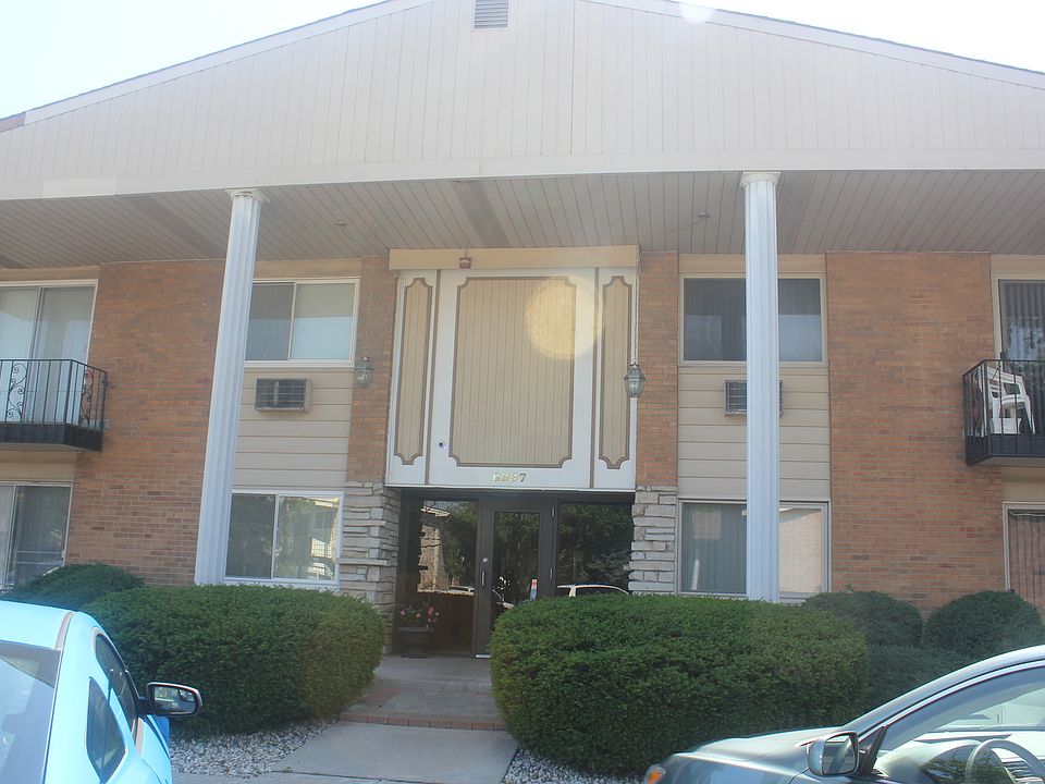 1st image of 8997 Kennedy Dr APT 1B