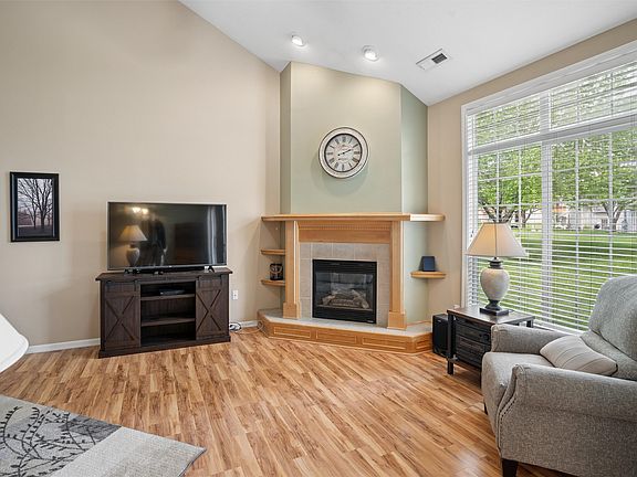 3rd image of 900 67th St Unit 1003