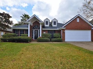 2407 Dixie Woods Dr, Pearland, TX 77581