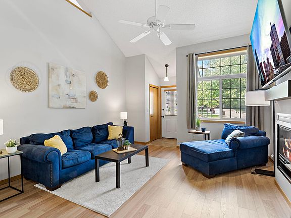 5th image of 8771 Branson Dr #80