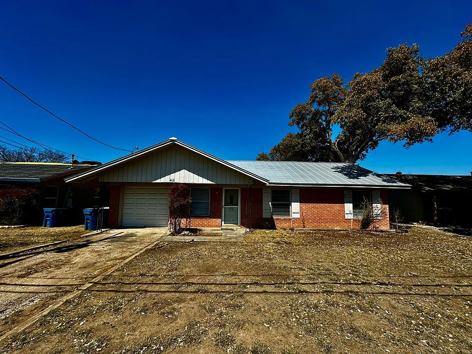 1st image of 412 Meadowview Ln