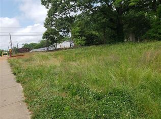 424 N 13th St, Griffin, GA 30223