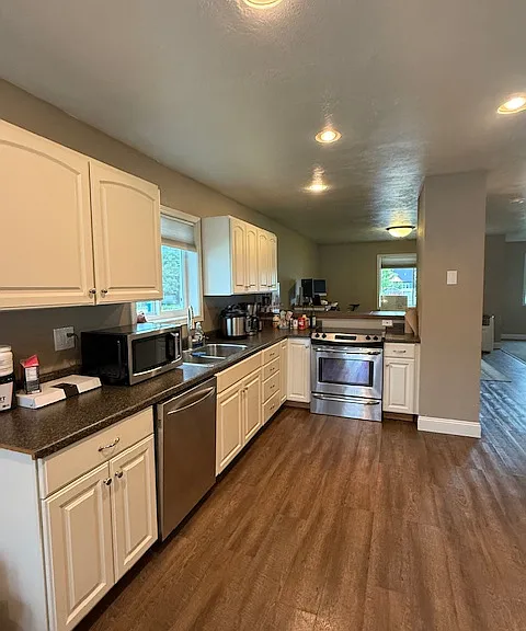 2226 Kensington Ave — Photo 1